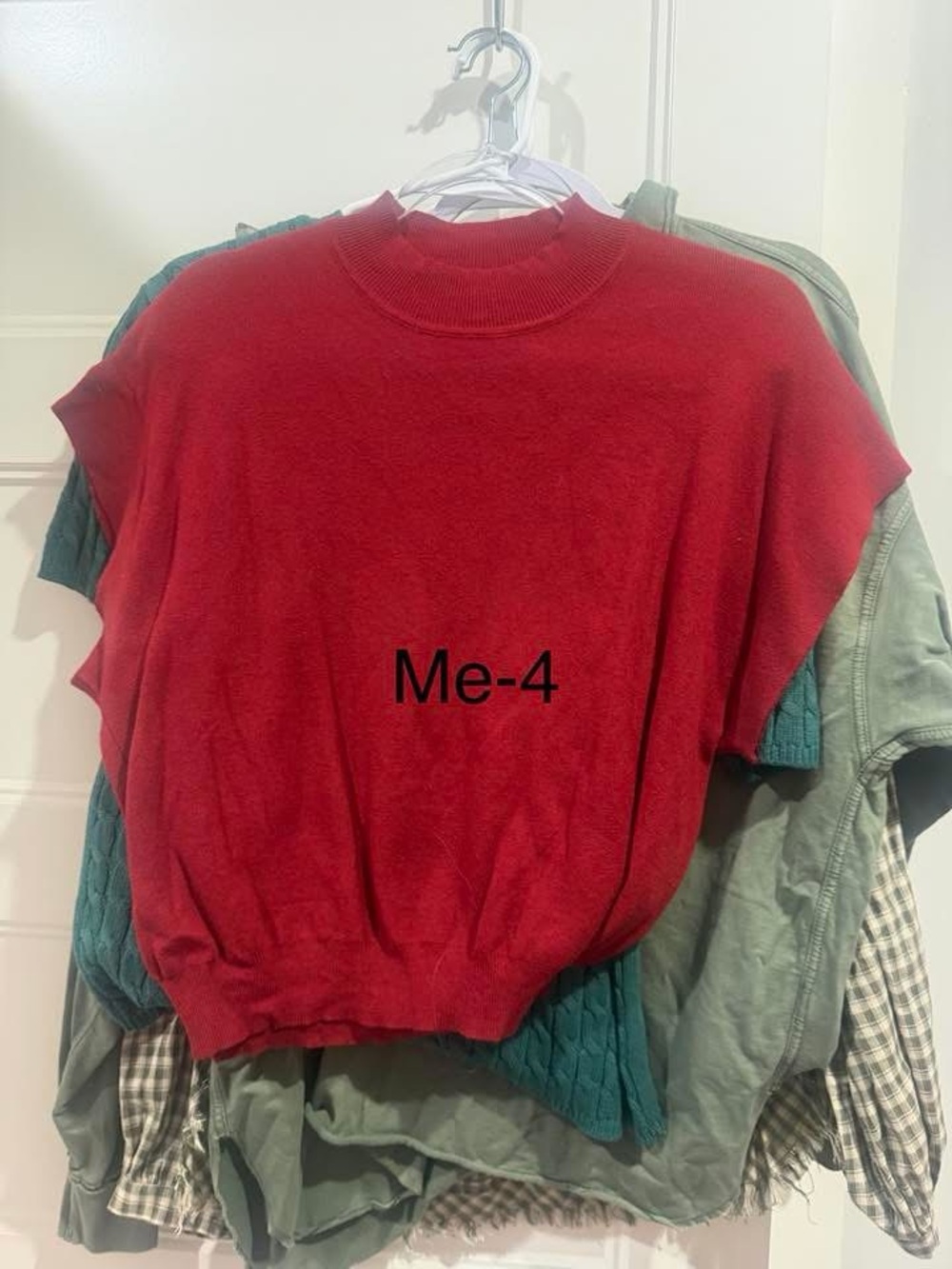 Red Short-Sleeve Sweater - Classic Knit